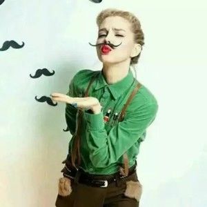 Meet your Posher, Gabrielle